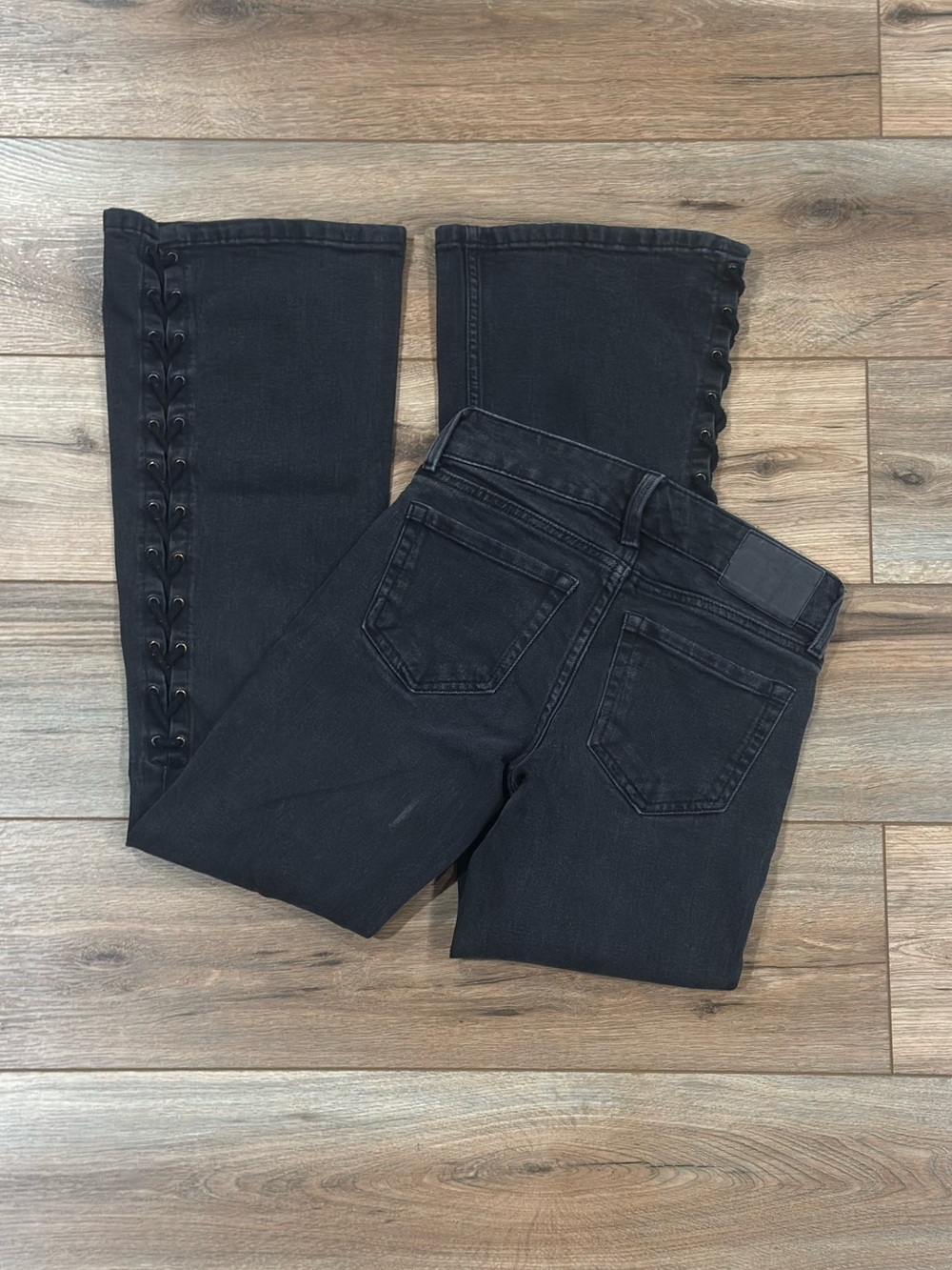 AEROPOSTALE Y2k Mall Goth Black Lace-up Legs Low-rise Flare Jeans | Size 25”